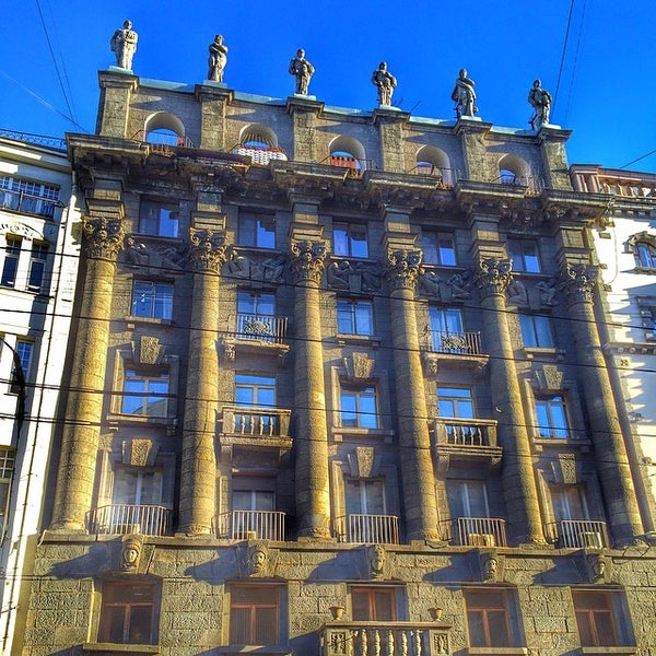 รูปภาพถ่ายที่ Архитектура будущего โดย Владислав I. เมื่อ 3/13/2014