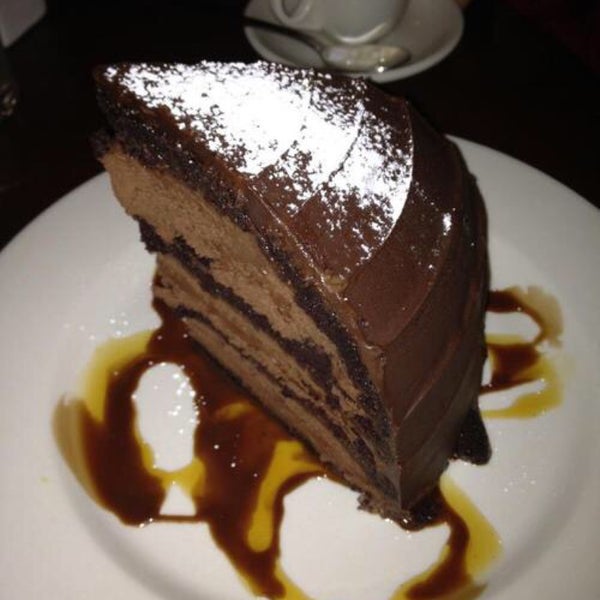 Photo taken at Maggiano&#39;s Little Italy by Leslie W. on 4/16/2015