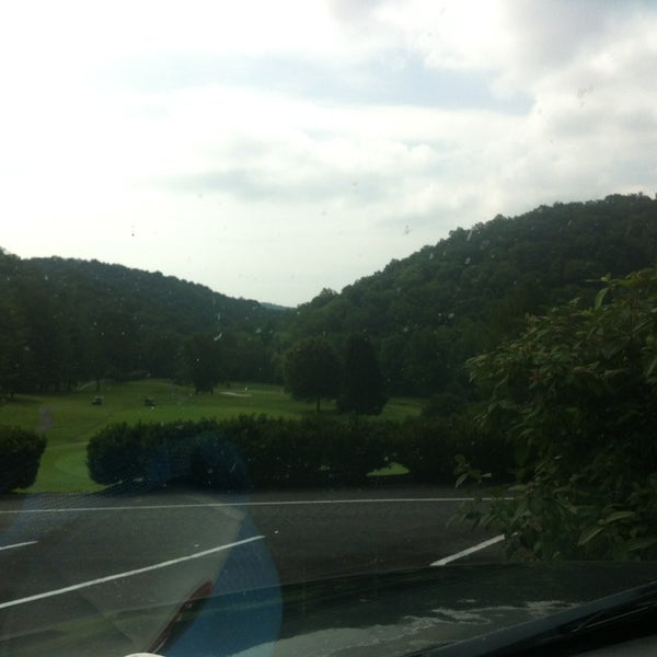 Oak Ridge Country Club 150 Gum Hollow Rd