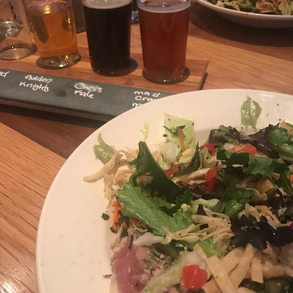 Photo taken at BJ&#39;s Restaurant &amp; Brewhouse by Mark N. on 11/18/2018