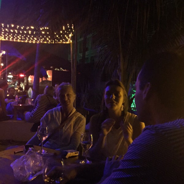 1/4/2015にAnna P.がPogo Beach Bar and Grillで撮った写真