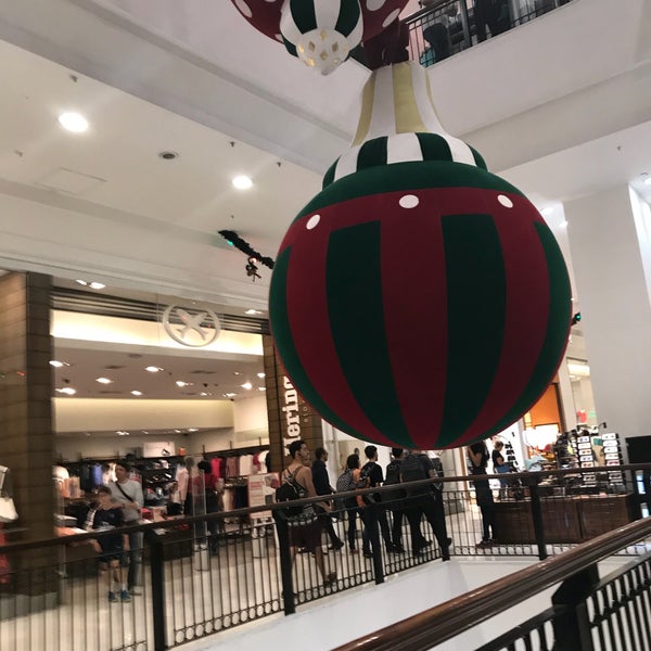 11/17/2017 tarihinde Ká M.ziyaretçi tarafından Shopping Metrô Santa Cruz'de çekilen fotoğraf
