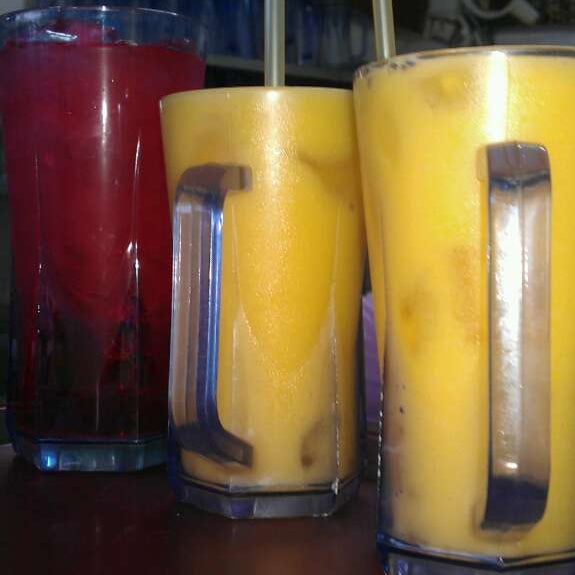 Fresh Fruit Juice Drive Through ( Double Park A While At Roadside