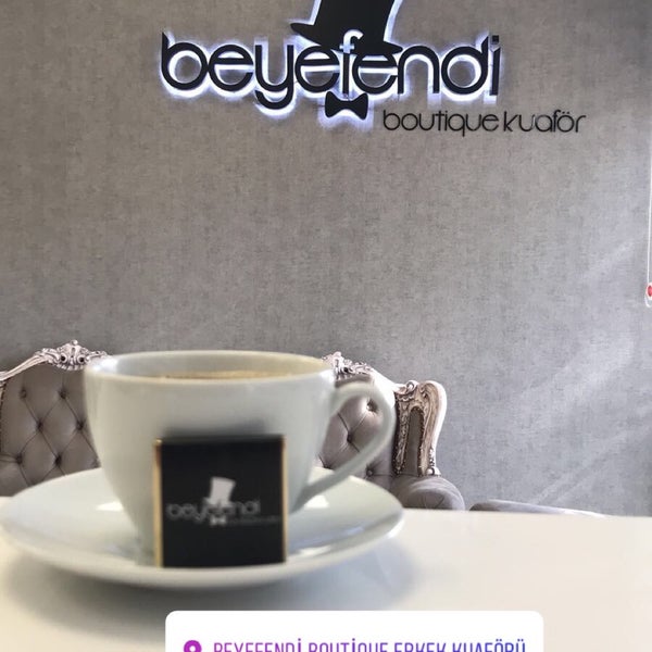 2/15/2018にFerhat B.がBeyefendi Boutique Erkek Kuaförüで撮った写真