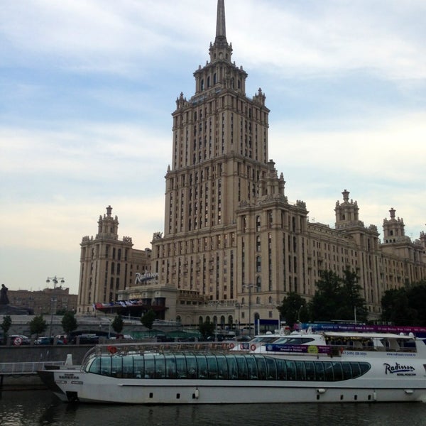 Причал гостиница украина
