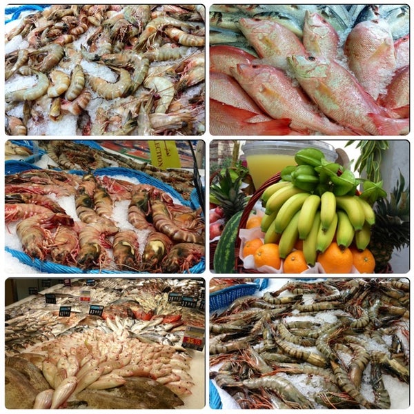 Foto tirada no(a) Fish Market por Elena P. em 9/14/2013