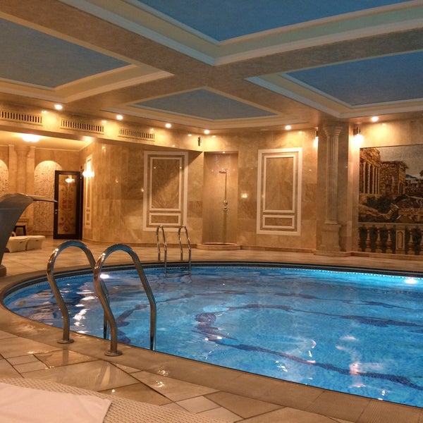 Multi Grand Pharaon Hotel бассейн
