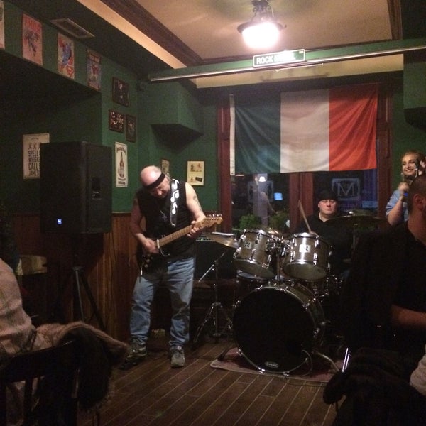 Photo taken at MacLaren&#39;s Irish Pub by Elena P. on 4/14/2018