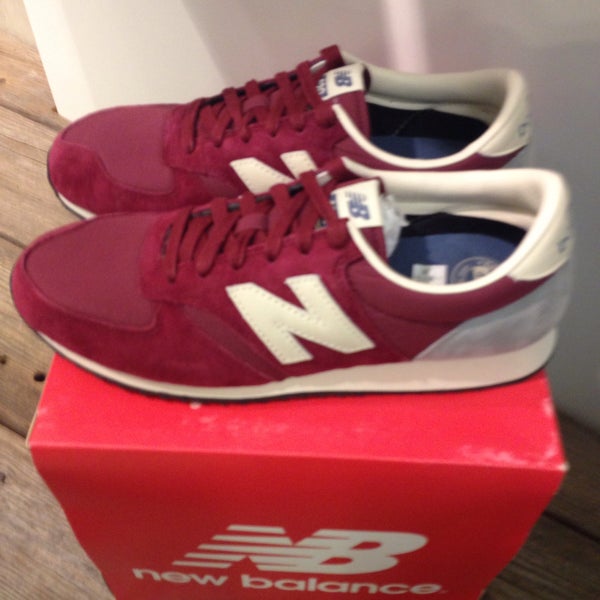 New Balance Shoe Store in Wien