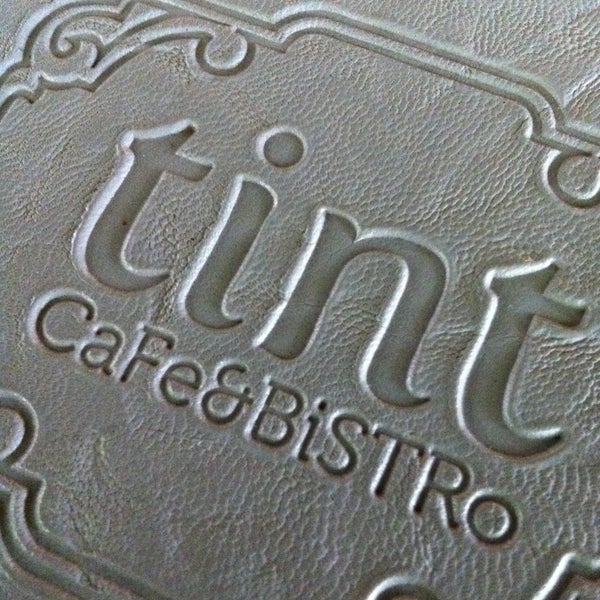 Das Foto wurde bei Tint Cafe Tunus von Müge A. am 4/11/2013 aufgenommen