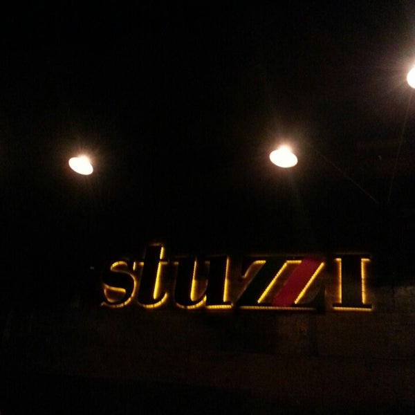 รูปภาพถ่ายที่ Stuzzi Gastrobar โดย Igor L. เมื่อ 3/20/2013