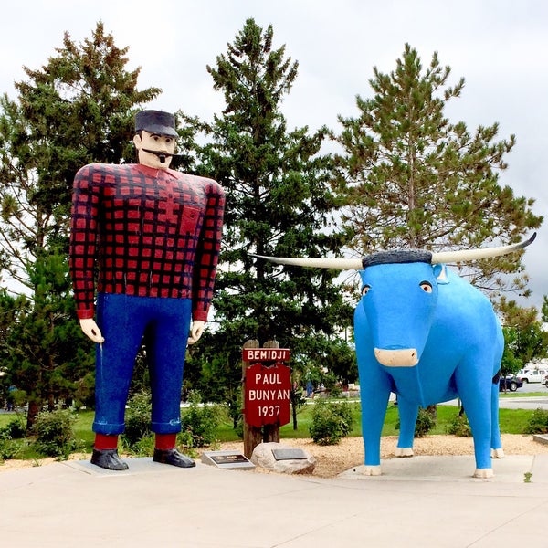 Photo taken at Paul Bunyan &amp; Babe The Blue Ox by Shan O. on 9/4/2019
