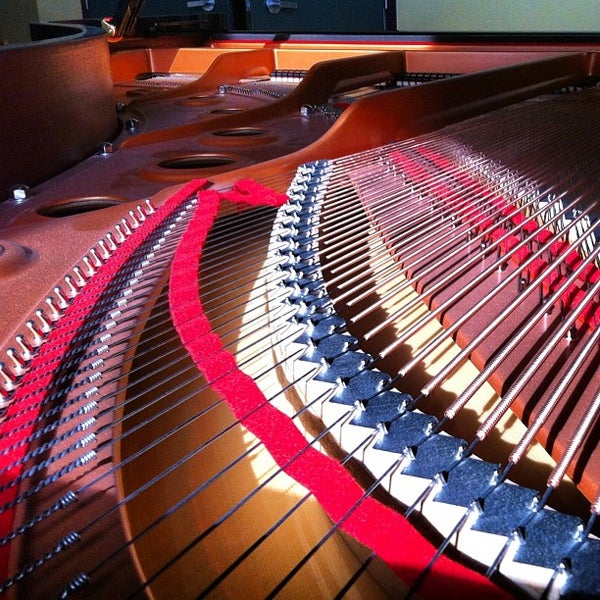 Building sound. Институт звука и изображения хилверсюм нидерланды. Акустика в бетонных стенах. Музей дизайна холон. Building sound.