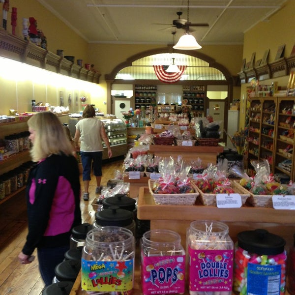 Candy shop charles