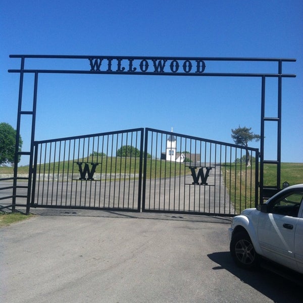 Willowood Ranch Landmarks and Outdoors