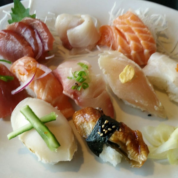 Cocoro Japanese Bistro & Sushi Bar Sushi Restaurant in Pacific