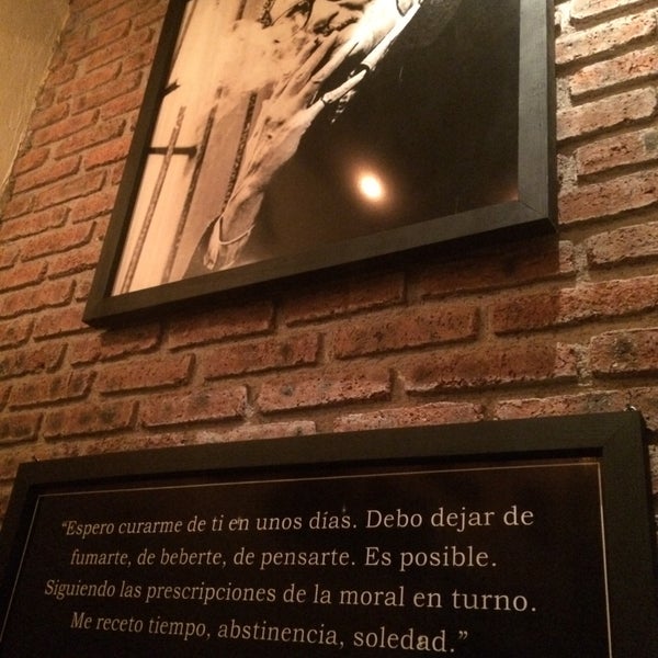 10/29/2015にPedro S.がCafé Bar 500 Noches Celayaで撮った写真
