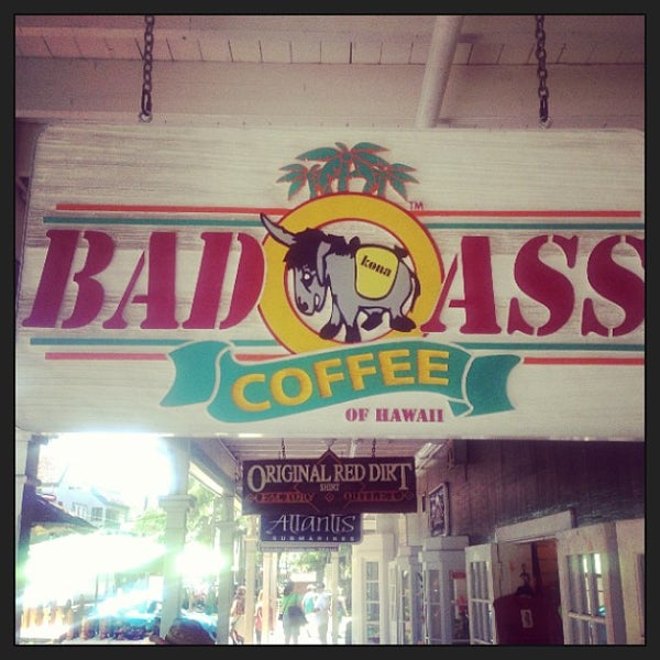 Photo prise au Bad Ass Coffee of Hawaii par Kim le7/12/2013