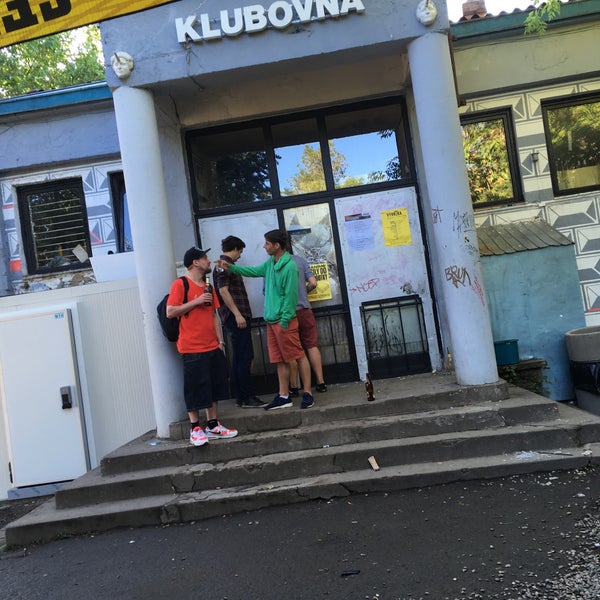 รูปภาพถ่ายที่ Kulturní centrum Klubovna โดย Natálie V. เมื่อ 6/10/2017