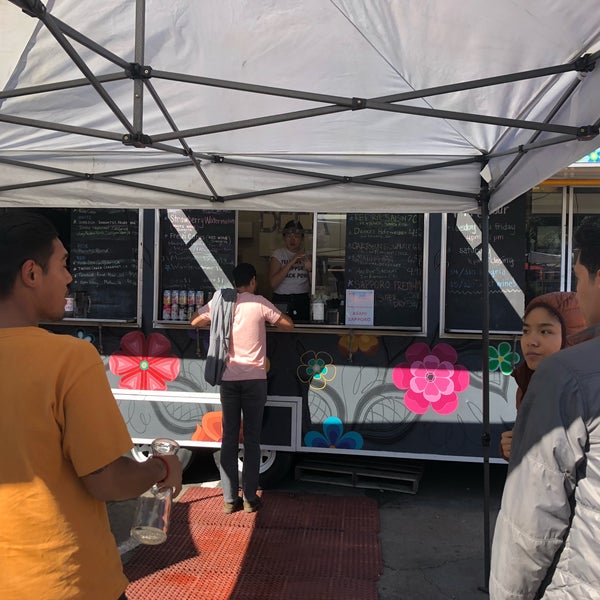 Photo taken at SoMa StrEat Food Park by Rod S. on 10/14/2018