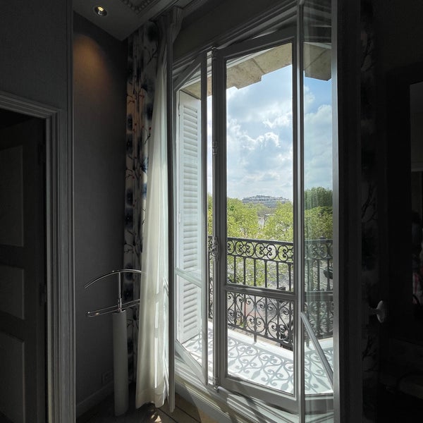 4/30/2023 tarihinde Hananziyaretçi tarafından Hôtel Splendid Étoile'de çekilen fotoğraf