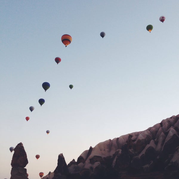 Photo prise au Voyager Balloons par Elif Ç. le8/18/2015