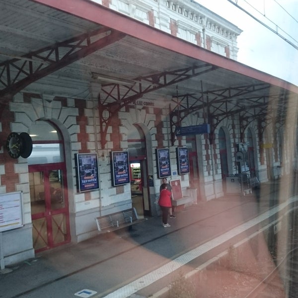 Photos à Gare SNCF de SaintJeandeLuz Ciboure Place de Verdun