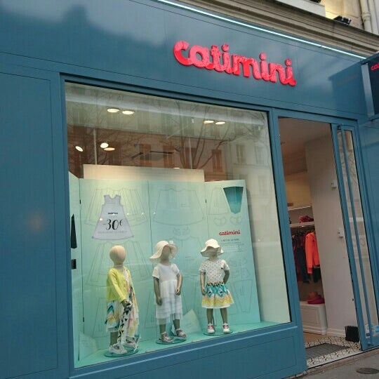 Photos a Catimini Magasin de vetements pour enfants a Madeleine
