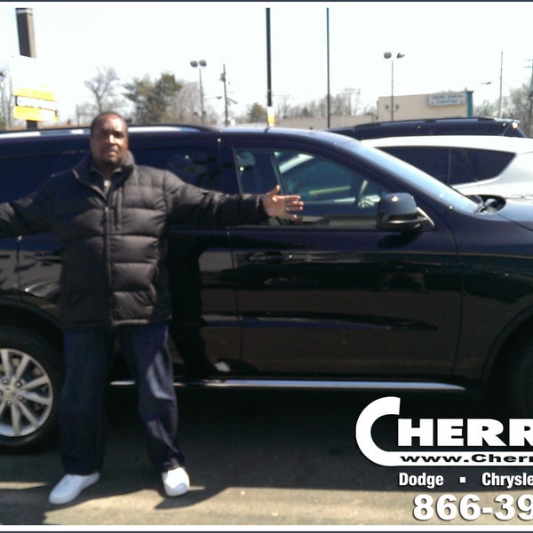 Congratulations to Kevin Ginyard who picked up a 2014 Dodge Durango from top salesperson Dan Carl this week!
