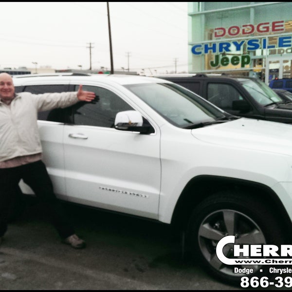 Congratulations to David Uhle who bought himself a 2014 Jeep Grand Cherokee Limited. Salesperson: Dan Carl