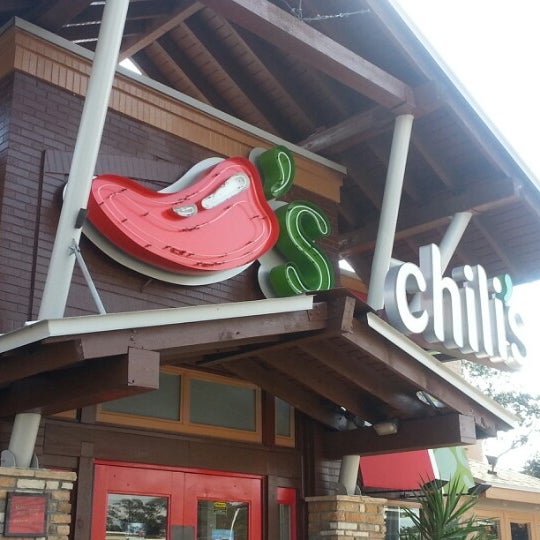 Photo taken at Chili&#39;s Grill &amp; Bar by Carla S. on 11/27/2012