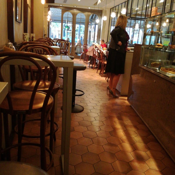 11/1/2017 tarihinde Aggelos M.ziyaretçi tarafından Amos Café bistro'de çekilen fotoğraf