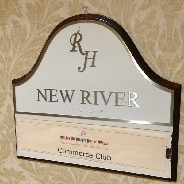 4/22/2015에 Robert E.님이 Riverside Hotel에서 찍은 사진