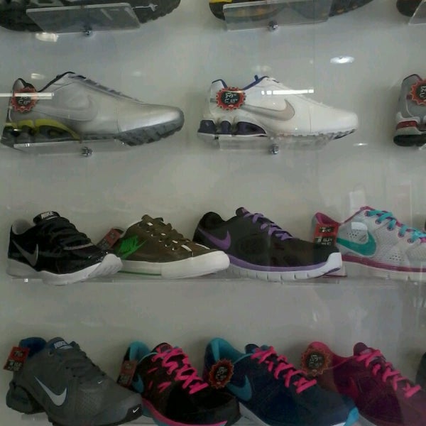 lojas omar calçados