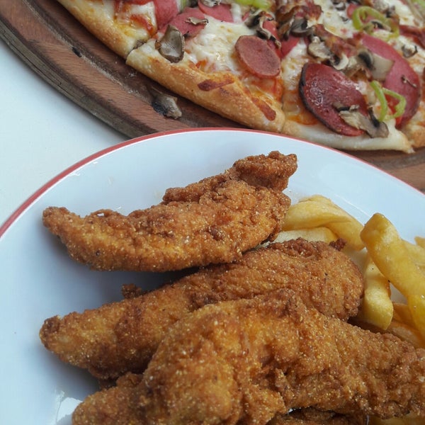 Pasaport Pizza Gölcük (Artık Kapalı) Merkez Mh. Mareşal Fevzi Çakmak Cad