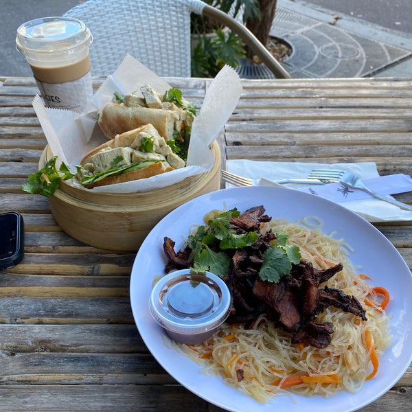 Bamboozle Cafe Vietnamese Restaurant