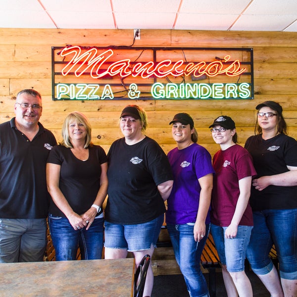 Foto scattata a Mancino&#39;s Pizzas &amp; Grinders - Alma da Mancino&#39;s Pizzas &amp; Grinders - Alma il 6/5/2017