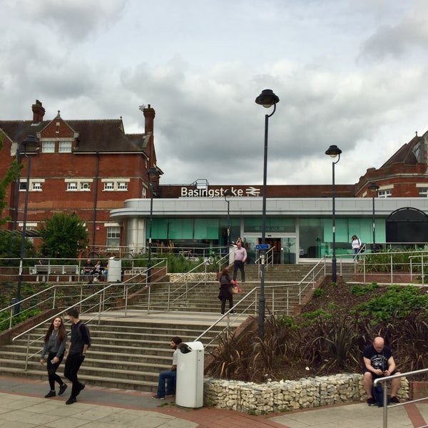 Basingstoke Railway Station Bus Stop Basingstoke Railway Station