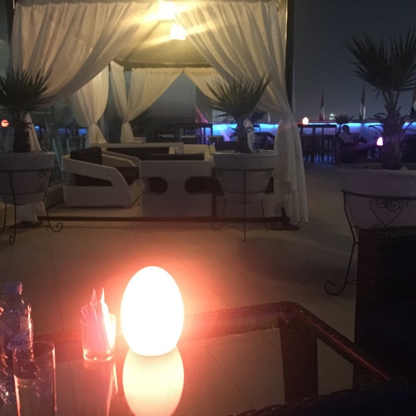 Das Foto wurde bei Holiday Inn Dubai - Al Barsha von Fahad am 11/14/2017 aufgenommen