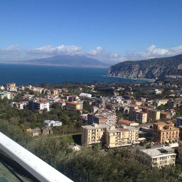 Das Foto wurde bei Art Hotel Gran Paradiso Sorrento von Ilaria P. am 3/22/2013 aufgenommen