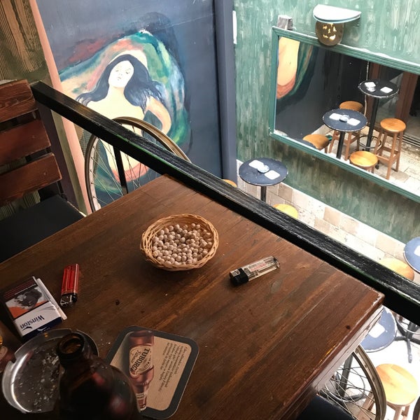 Foto tirada no(a) Cinatı Cafe &amp; Bar por Ege em 2/21/2019