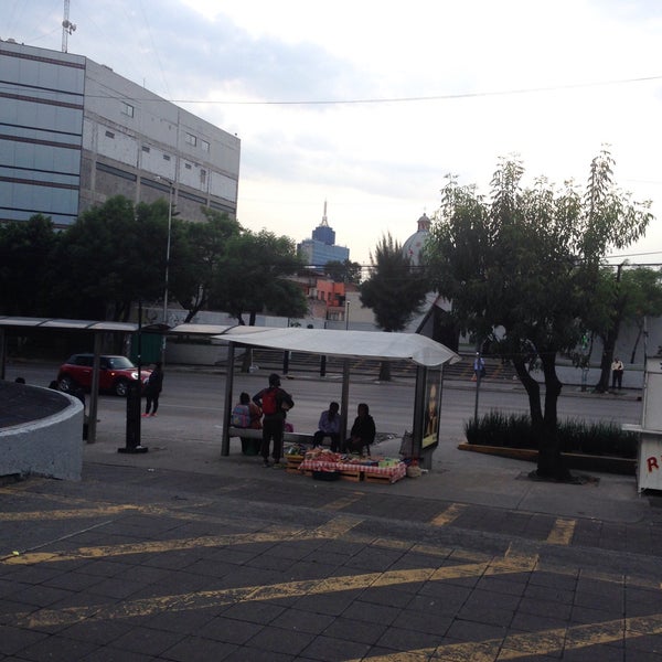 Fotos en Metro San Pedro De Los Pinos (Línea 7) San Pedro de los Pinos 9 tips de 1922 visitantes Fotos en Metro San Pedro De Los Pinos (Línea 7) San Pedro de los Pinos 9 tips de 1922 visitantes