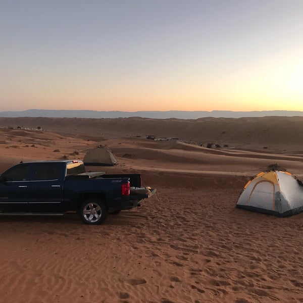 Foto diambil di Desert Nights Camp Al Wasil oleh Puns B. pada 12/23/2017