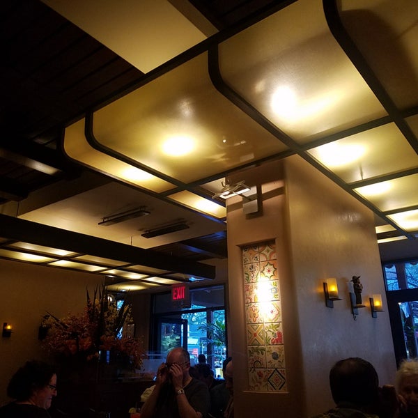 6/15/2018 tarihinde Jessica K.ziyaretçi tarafından Gabriela&#39;s Restaurant &amp; Tequila Bar'de çekilen fotoğraf