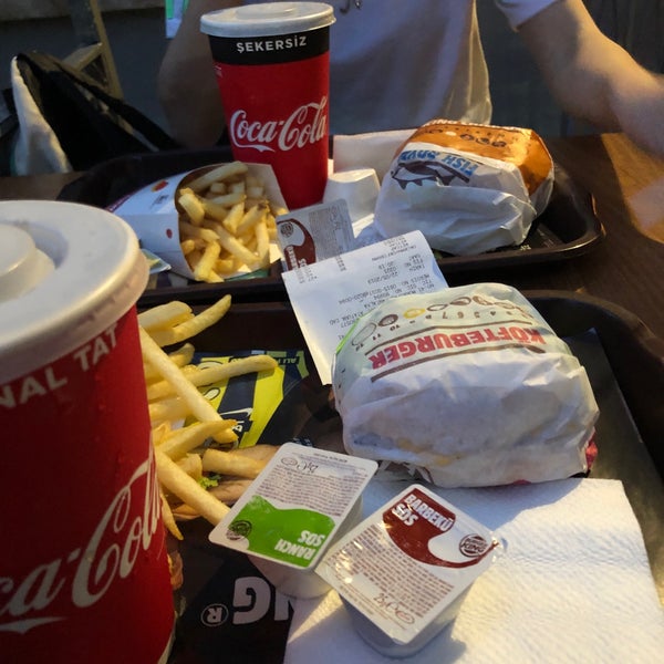Das Foto wurde bei Burger King von Can Ö. am 5/22/2019 aufgenommen