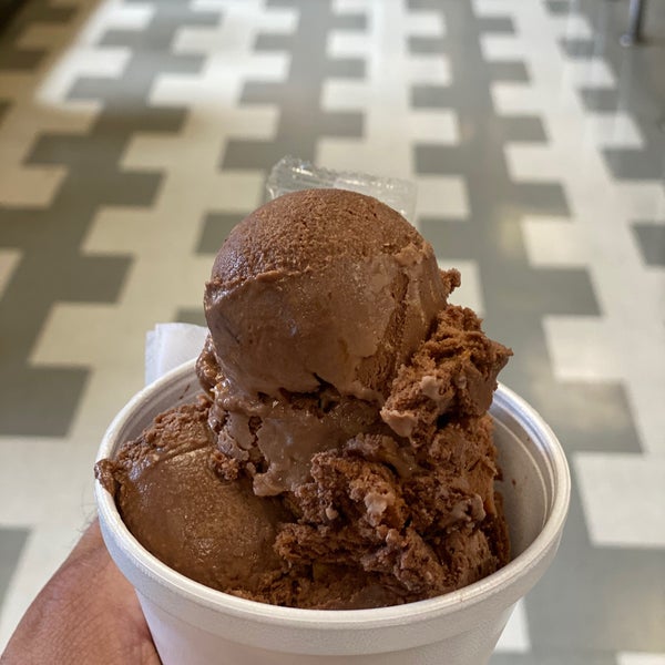 Toft's Ice Cream Parlor 3717 Venice Rd