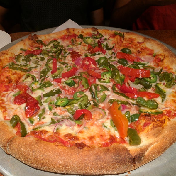 The best spicy and vegetable pizza in jersey city. Loaded with so many veggies. Its a treat for spicy food lovers.