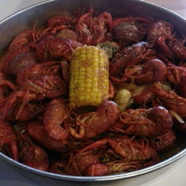 Photo taken at Crawfish Shack &amp; Oyster Bar North by Steve H. on 2/19/2013