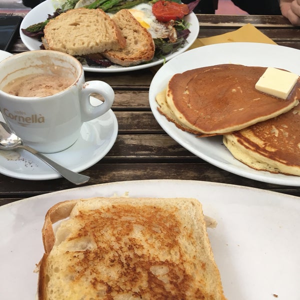 Nice super healthy breakfast- I think the pancakes were the best thing by far - the toast with chicken breast and cheese was very dry though.