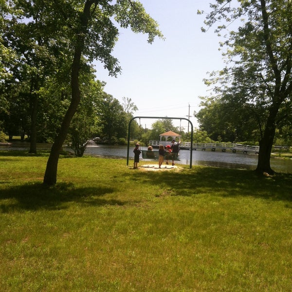 Foto tirada no(a) Cape May County Zoo Society por Ted B. em 6/2/2013